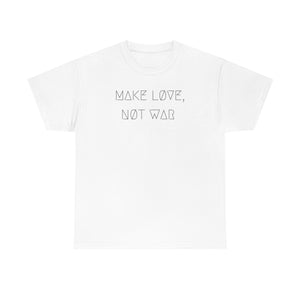 MAKE LØVE, NØT WAR UNISEX TEE